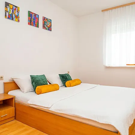Baresic Apartment